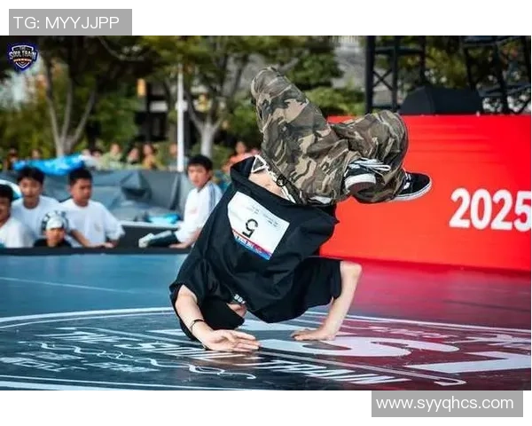 成都街舞队的中路突破与街舞文化的深度探索 成都街舞队的中路突破与街舞文化的深度探索